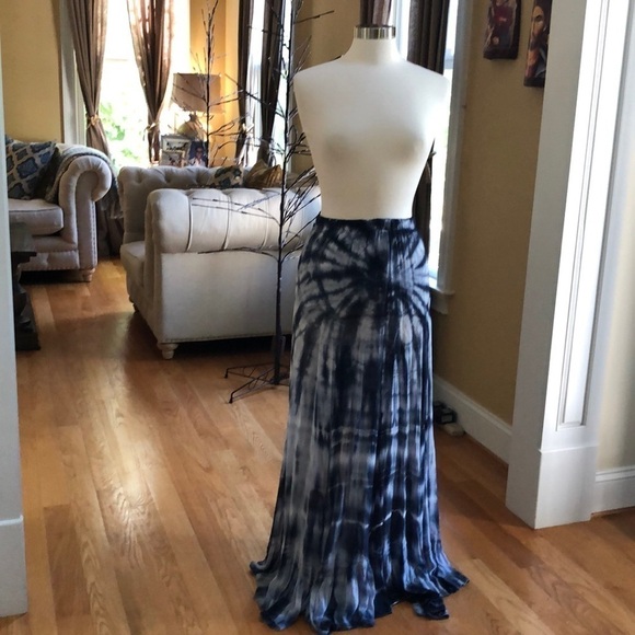 Young Fabulous & Broke Maxi Tie Dye Skirt Blue S - Picture 1 of 7
